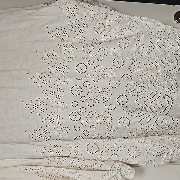 Magnolia Pearl linen Victorian eyelet kimono - Picture 4 of 8